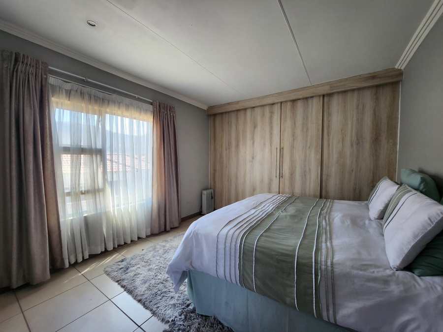 4 Bedroom Property for Sale in Tlhabane West North West